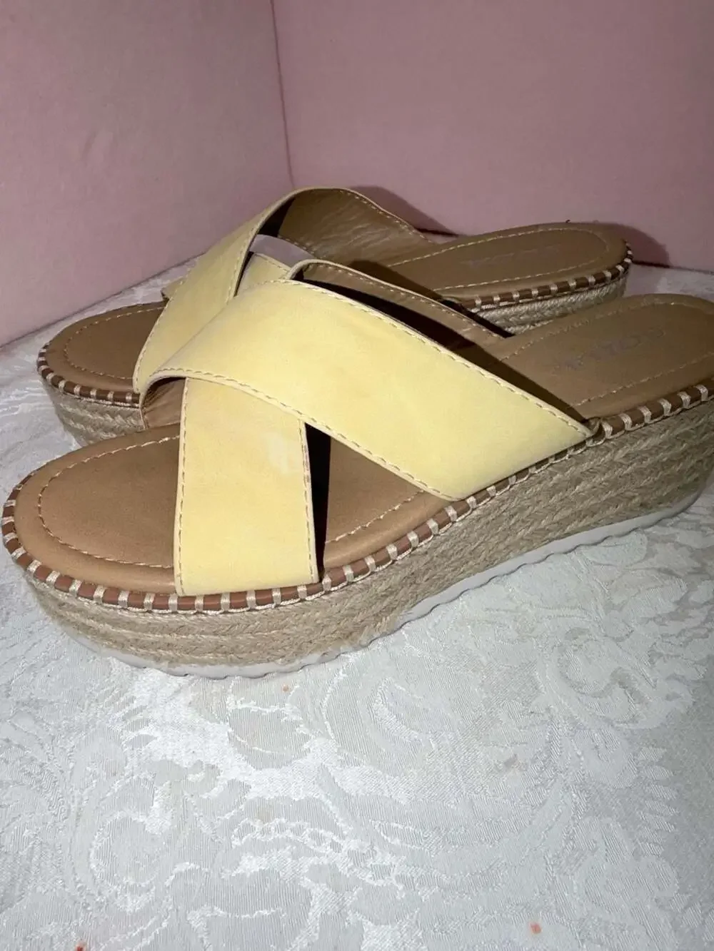 Soda Yellow Faux Suede Criss Cross Espadrille Platform Wedge Sandals Size 10